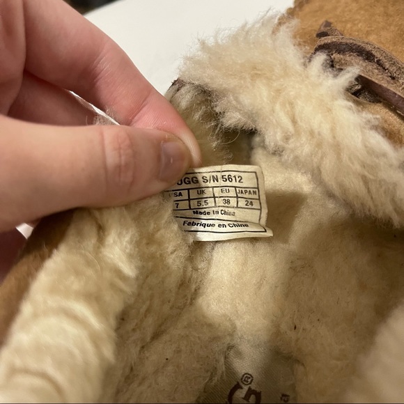 Ugg shearling line suede moccasin loafers sz 7 - Picture 2 of 5